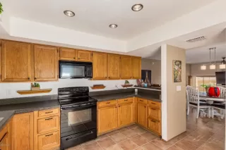 Photo #4: 6114389 Listing