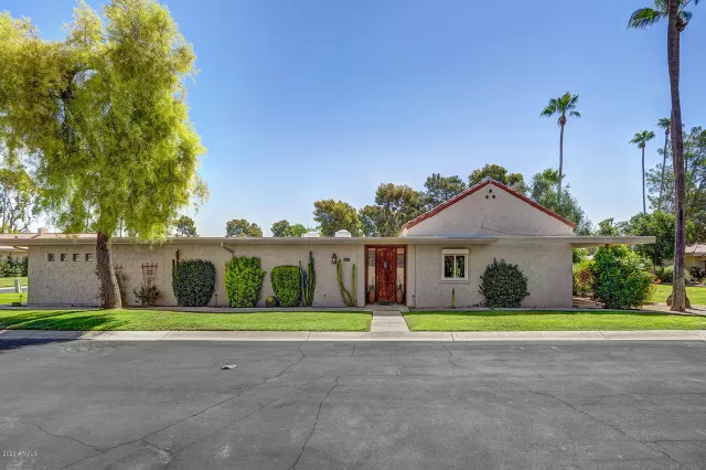 MLS: 6114394 Condo For Sale