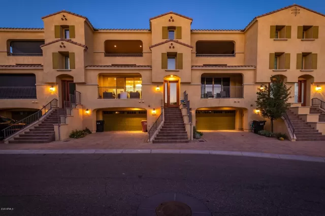 MLS: 6114703 Condo For Sale