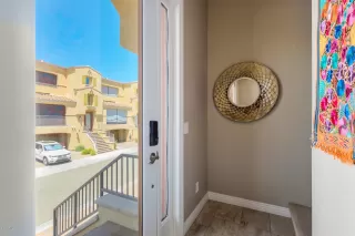 Photo #2: 6114703 Listing 