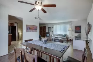 Photo #6: 6114776 Listing