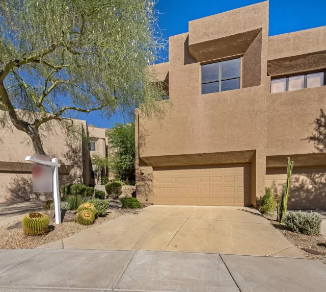 MLS: 6114838 Condo For Sale