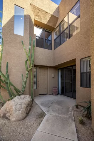 Photo #4: 6114838 Listing