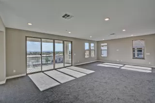 Photo #5: 6114913 Listing