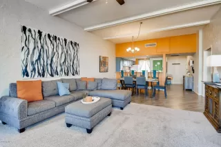 Photo #3: 6115177 Listing