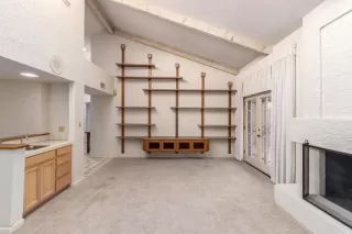 Photo #6: 6115495 Listing