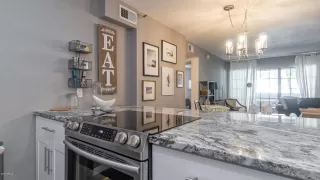 Photo #3: 6115572 Listing