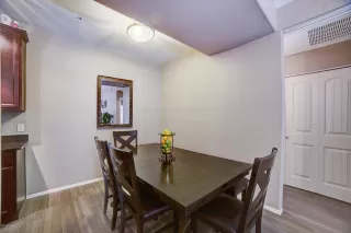 Photo #4: 6115604 Listing