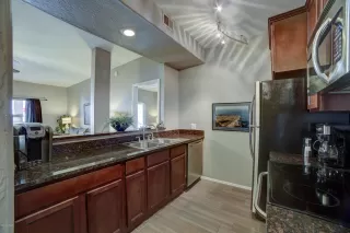 Photo #6: 6115604 Listing