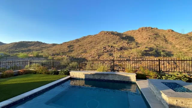 MLS: 6115651 Condo For Sale