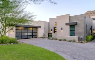 Photo #5: 6115651 Listing