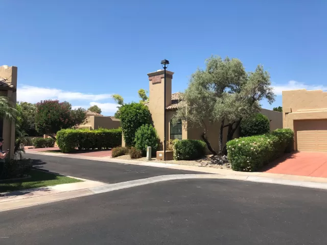 MLS: 6115790 Condo For Sale