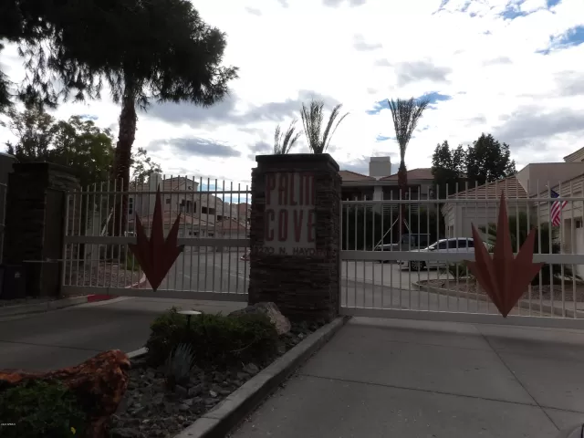 MLS: 6115927 Condo For Sale