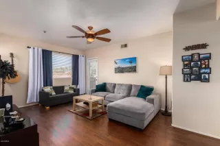 Photo #2: 6115963 Listing