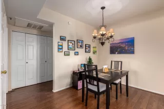 Photo #5: 6115963 Listing