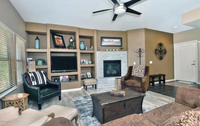 MLS: 6116047 Condo For Sale