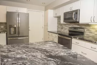 Photo #1: 6116068 Listing 