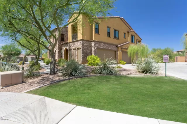 MLS: 6116165 Condo For Sale