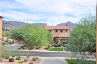 Photo #2: 6116165 Listing