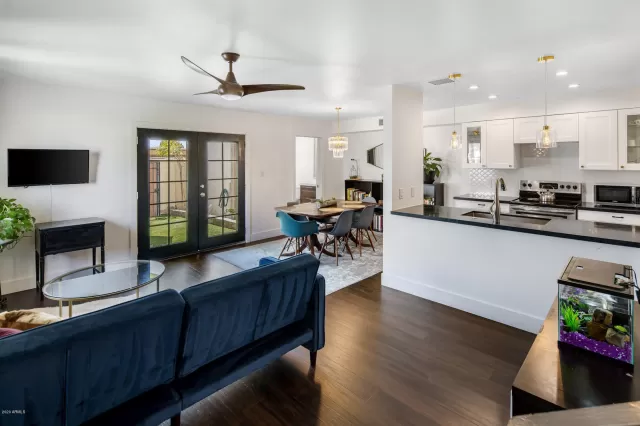 MLS: 6116179 Condo For Sale