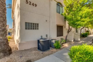 Photo #2: 6116264 Listing