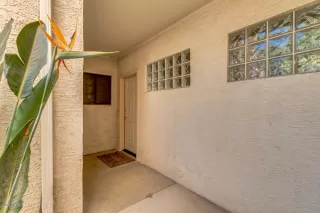 Photo #3: 6116264 Listing
