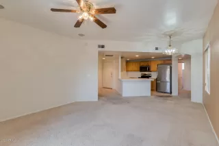 Photo #6: 6116264 Listing