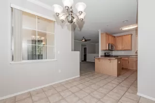 Photo #4: 6116373 Listing