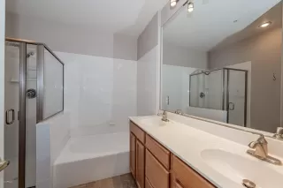 Photo #5: 6116373 Listing