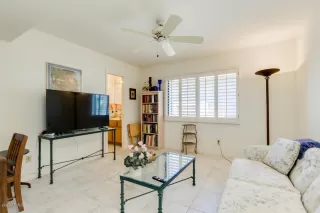 Photo #2: 6116662 Listing 