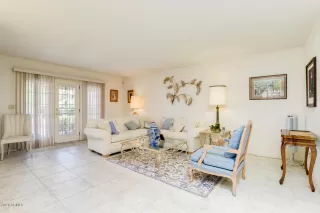 Photo #3: 6116662 Listing 