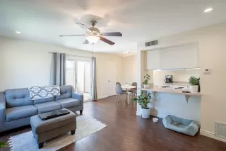 Photo #6: 6116713 Listing 