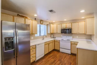 Photo #5: 6116849 Listing 