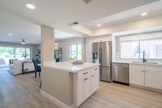 Photo #2: 6117037 Listing 