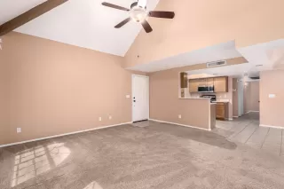 Photo #4: 6117062 Listing 