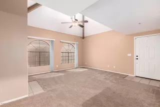 Photo #5: 6117062 Listing 