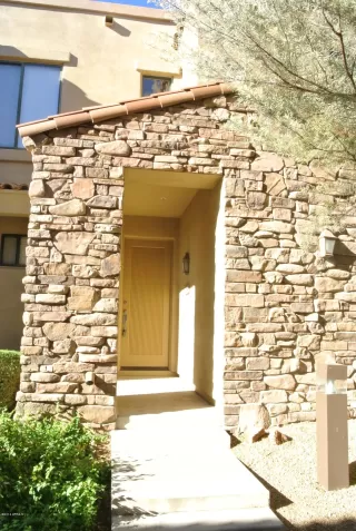 Photo #2: 6117128 Listing