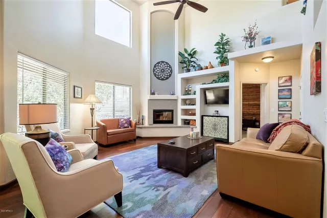 MLS: 6117175 Condo For Sale