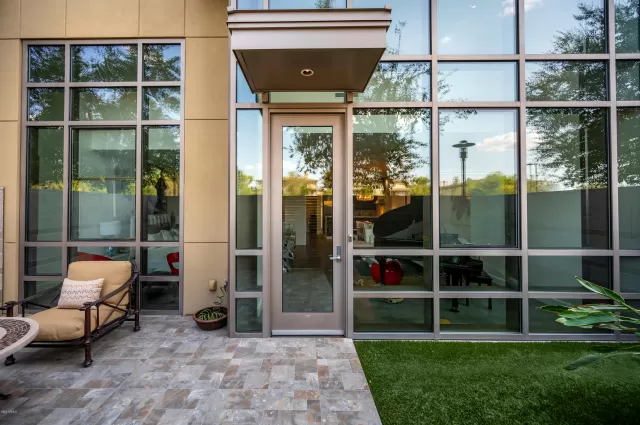 MLS: 6117231 Condo For Sale