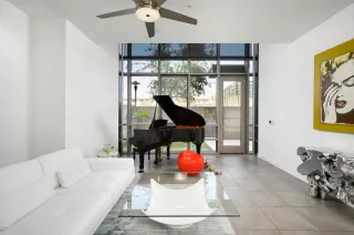 Photo #5: 6117231 Listing