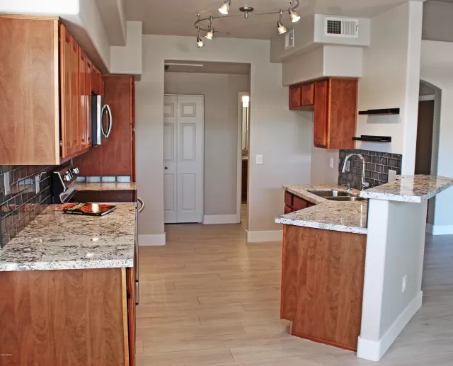 MLS: 6117300 Condo For Sale