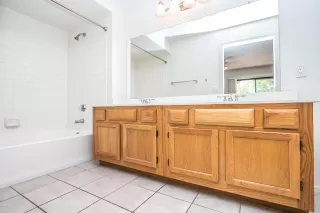 Photo #2: 6117831 Listing