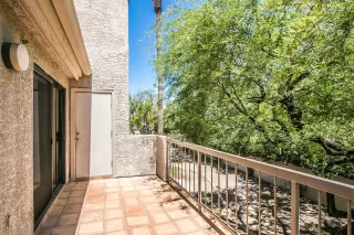 Photo #3: 6117831 Listing