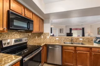 Photo #6: 6118098 Listing