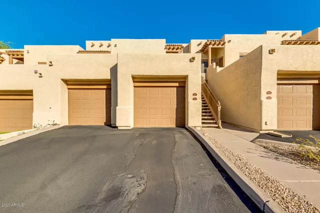 MLS: 6118227 Condo For Sale