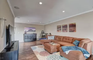 Photo #6: 6118262 Listing