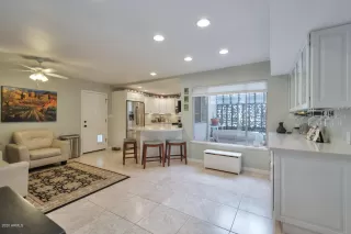 Photo #4: 6118278 Listing