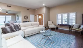 Photo #3: 6118315 Listing 