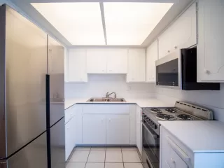 Photo #6: 6118412 Listing