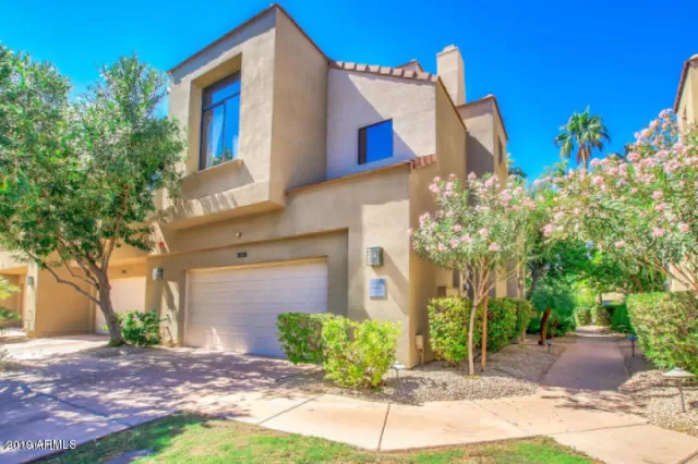 MLS: 6118522 Condo For Sale